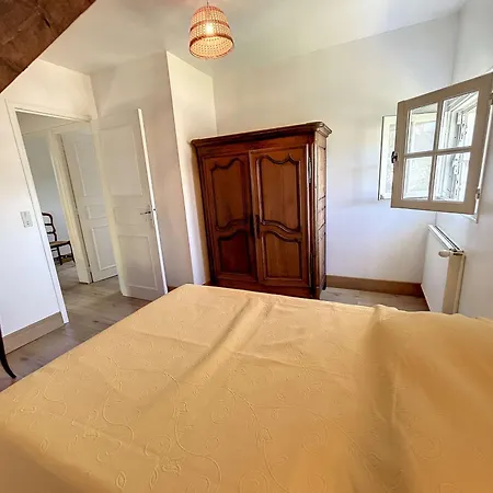 Дом отдыха Maison Avec Terrasse A 100m De La Plage, Jardin Clos, 3 Chambres, Proche Mont Saint-michel - Fr-1-361-457