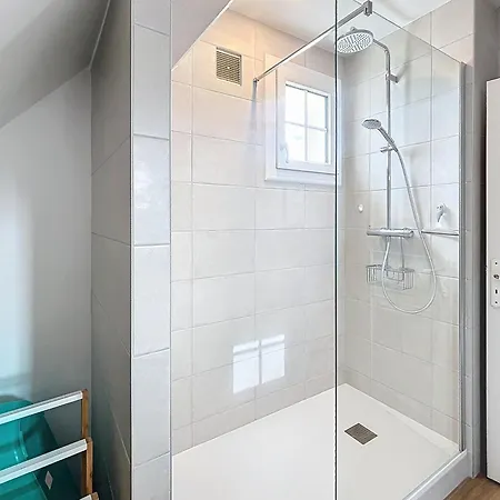 Дом отдыха Maison Avec Terrasse A 100m De La Plage, Jardin Clos, 3 Chambres, Proche Mont Saint-michel - Fr-1-361-457 Жуллувиль-ле-Пен