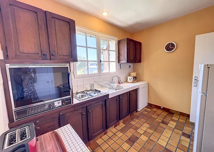 Maison Avec Terrasse A 100m De La Plage, Jardin Clos, 3 Chambres, Proche Mont Saint-michel - Fr-1-361-457